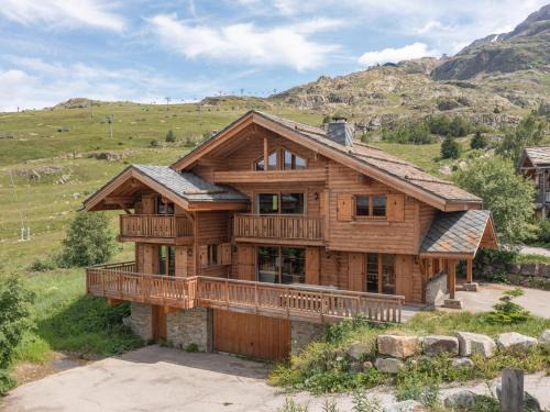 Bergers Chalet De Esquí | Grand chalet 178m² au pied des pistes avec hammam et salle de jeux - FR-1-645-74