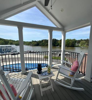 Sherrills Ford Complejo | Tiny Lakeside Retreat