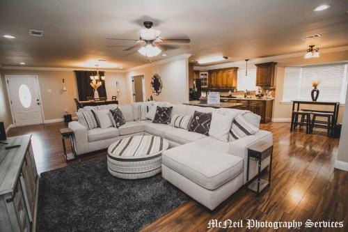 Park Forest - LA North Casa | “Home Away From Home” 12mi to LSU, 10mi to SU