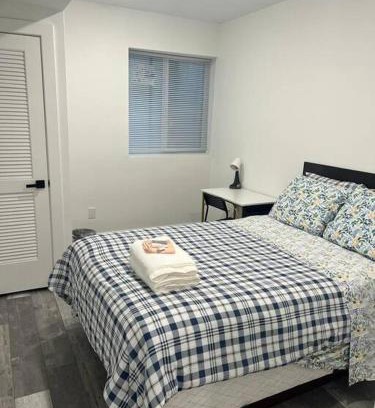 East Parkside Apartamento | Cozy Apt\ Sleeps 5 \ 1717 Apt 2