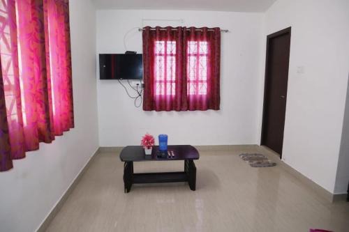 Yercaud Hotel | THE COTTEGE