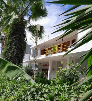 Ribeira Grande Cama Y Desayuno | Divin Art B&B