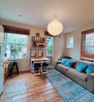 Larkhall Apartamento | Bright & cosy 1 bedroom flat