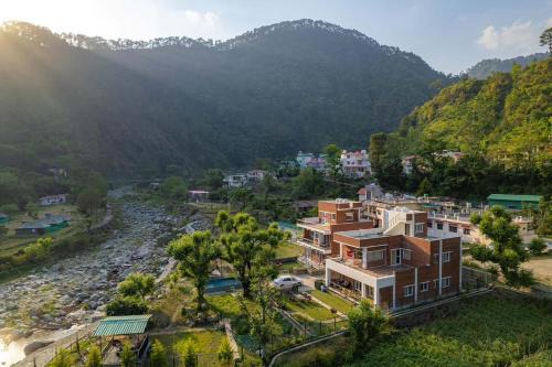 Kaul Complejo | The Rizz Luxury Resort - Bhimtal