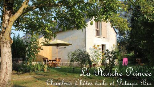 Les Rosiers-sur-Loire Casa | Gîte écologique, nature, détente et sauna