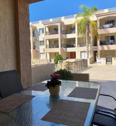 Old Town Apartamento | Royal Seacrest apartment with garden G5