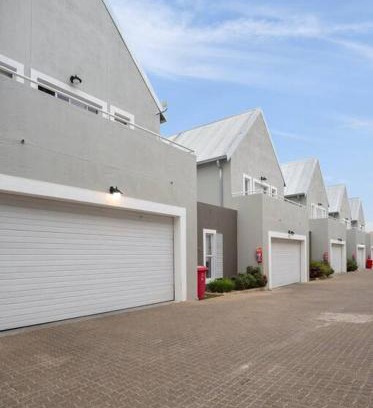 Windhoek Apartamento | Puteoli Estate - Modern Elegance