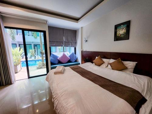Chalong Hotel | Diana Pool Access Phuket